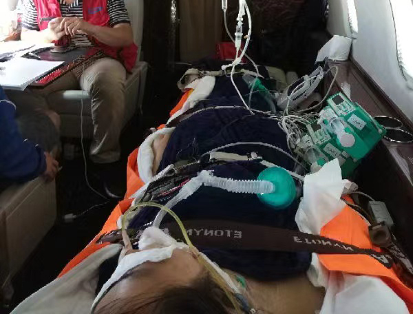 大竹县跨国医疗包机、航空担架